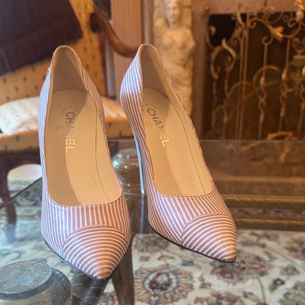 CHANEL blue and White Striped 5” Heels